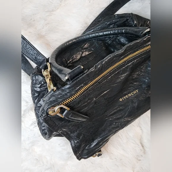 Givenchy Pandora Black distressed leather bag - Picture 14 of 16
